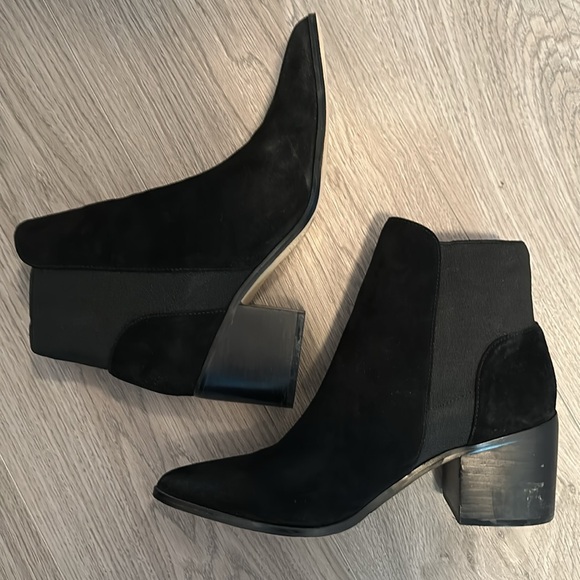 Also black suede ankle booties - Picture 5 of 8